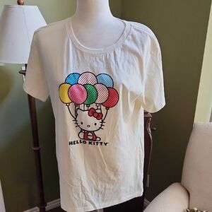 NWOT Hello Kitty Balloon Print Cream Tee-Size L